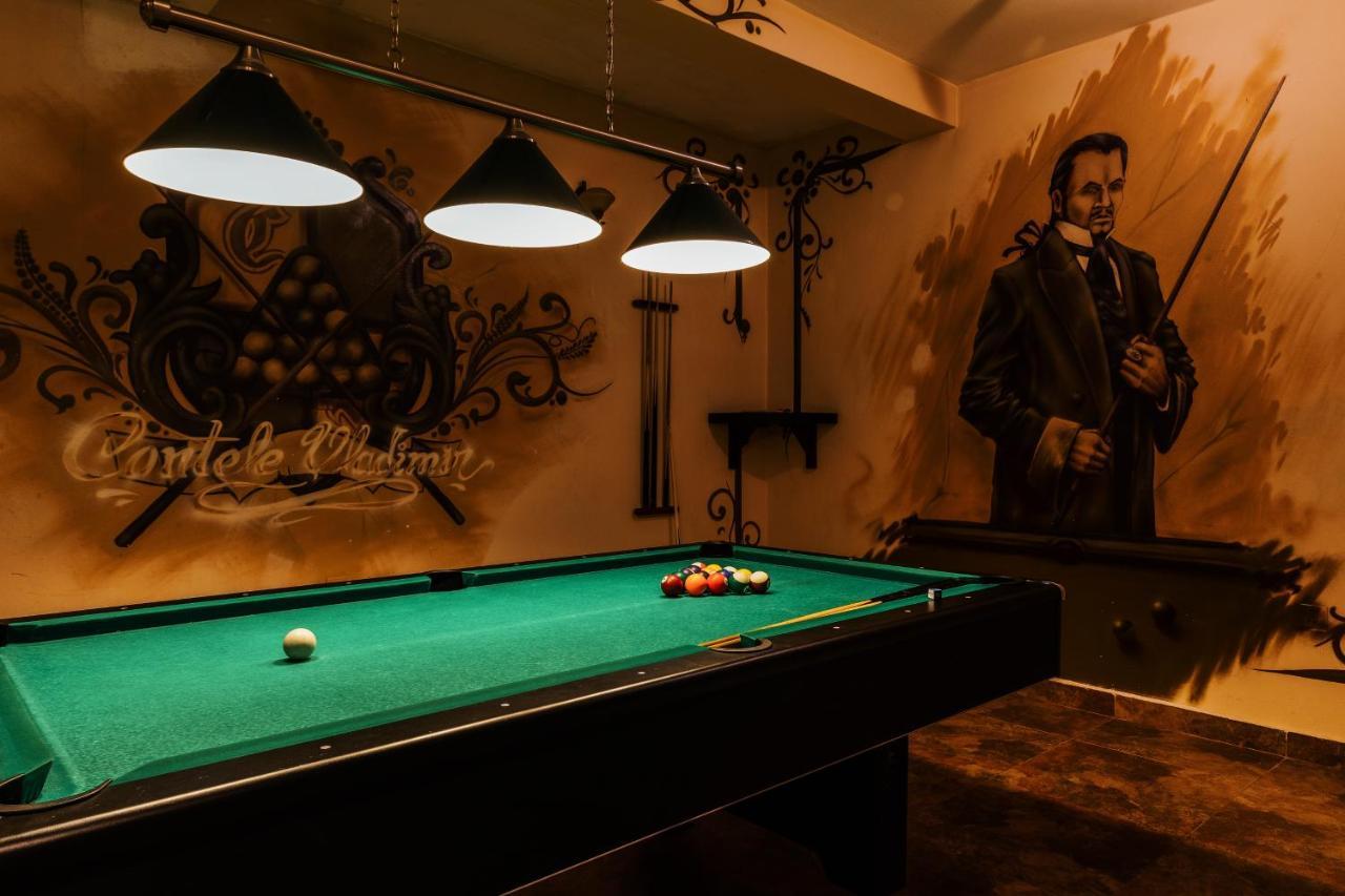 Contele Vladimir Hotel Bran  Luaran gambar